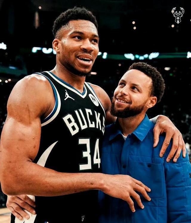 NBA球队备战新赛季，球员状态神勇欲勇争冠