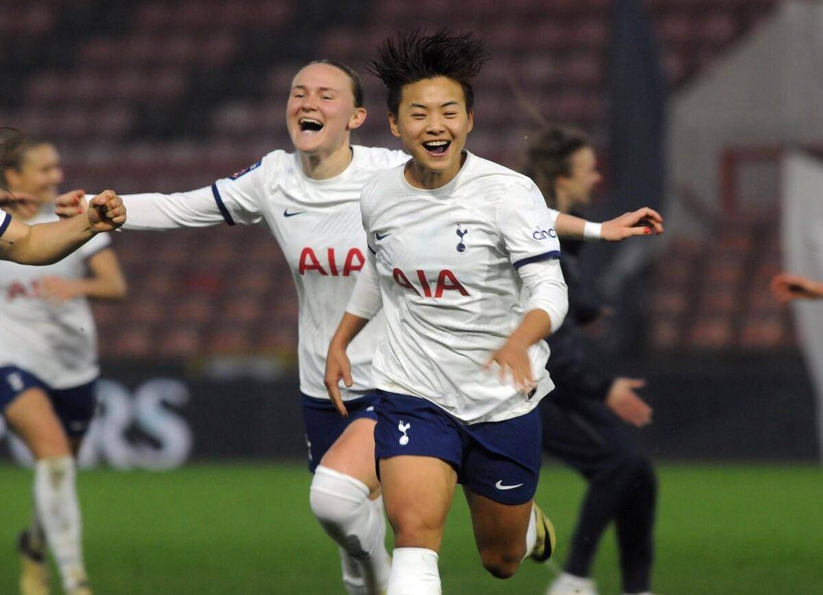 热刺主场击败曼城，晋级决赛