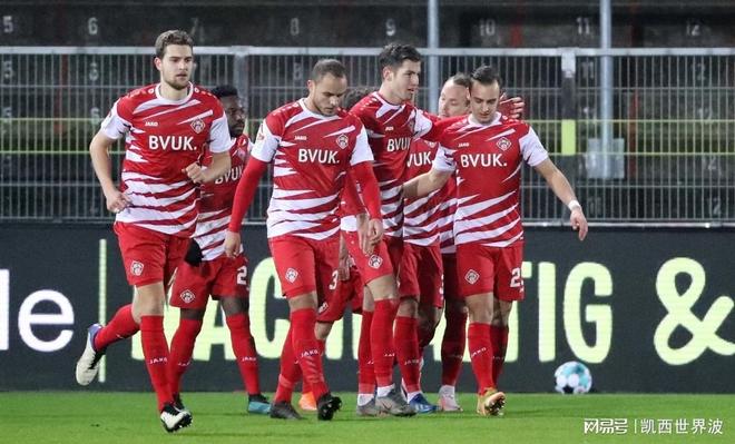 斯旺西在比赛中取得了一场惊人的胜利 斯旺西在比赛中取得了一场惊人的胜利